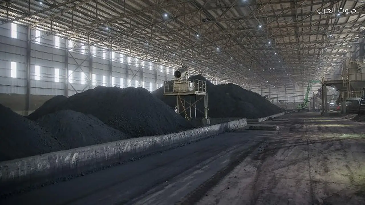 “إيجيبت أنود” تستعد لتصدير الشحنة الثانية من الفحم البترولي