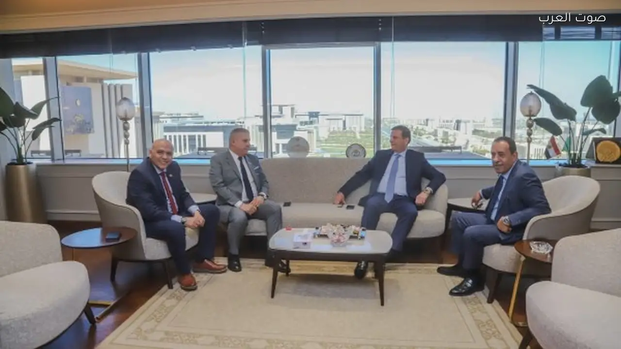 اجتماع لبحث دعم صغار المزارعين والاستثمار الزراعي