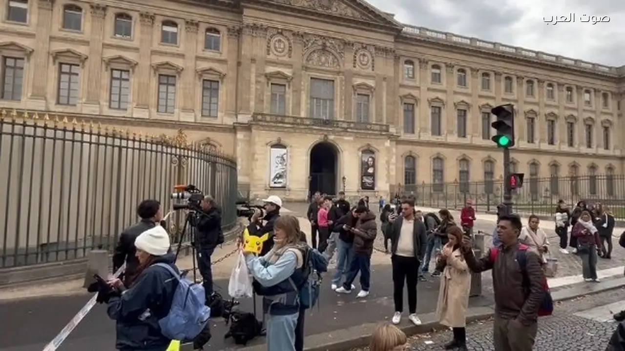 استقالة مدير متحف اللوفر بعد سرقة مجوهرات في أكتوبر