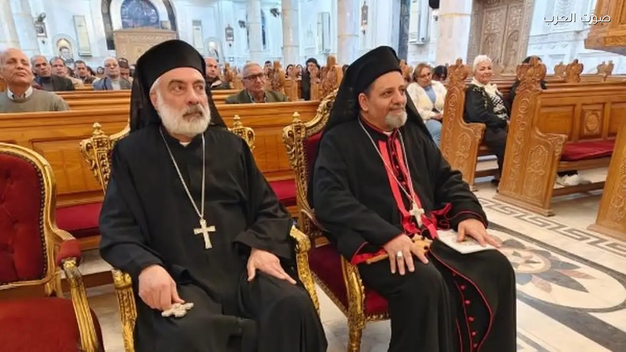 الأنبا باسيليوس يلتقي الأنبا بشارة في مؤتمر الأسرة بالمنيا
