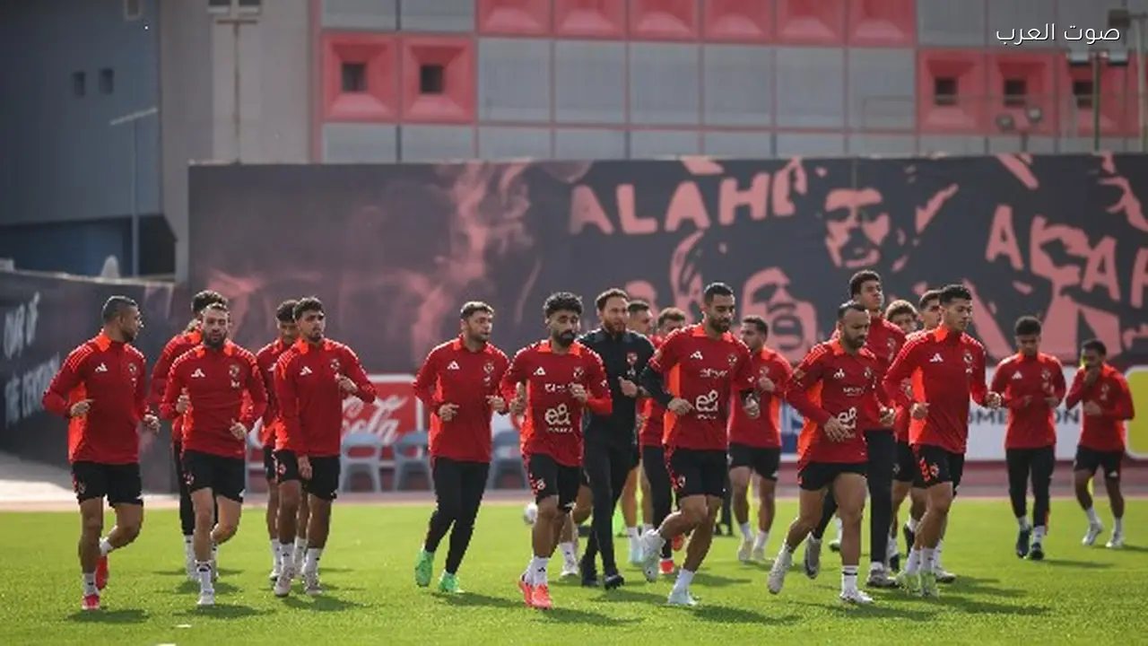 الأهلي يجري مراناً خفيفاً قبل مواجهة شبيبة القبائل