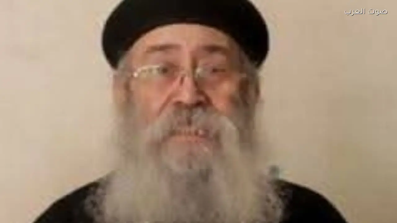 البابا تواضروس يعزي في وفاة القمص صموئيل عزيز بعد 31 عامًا من الخدمة