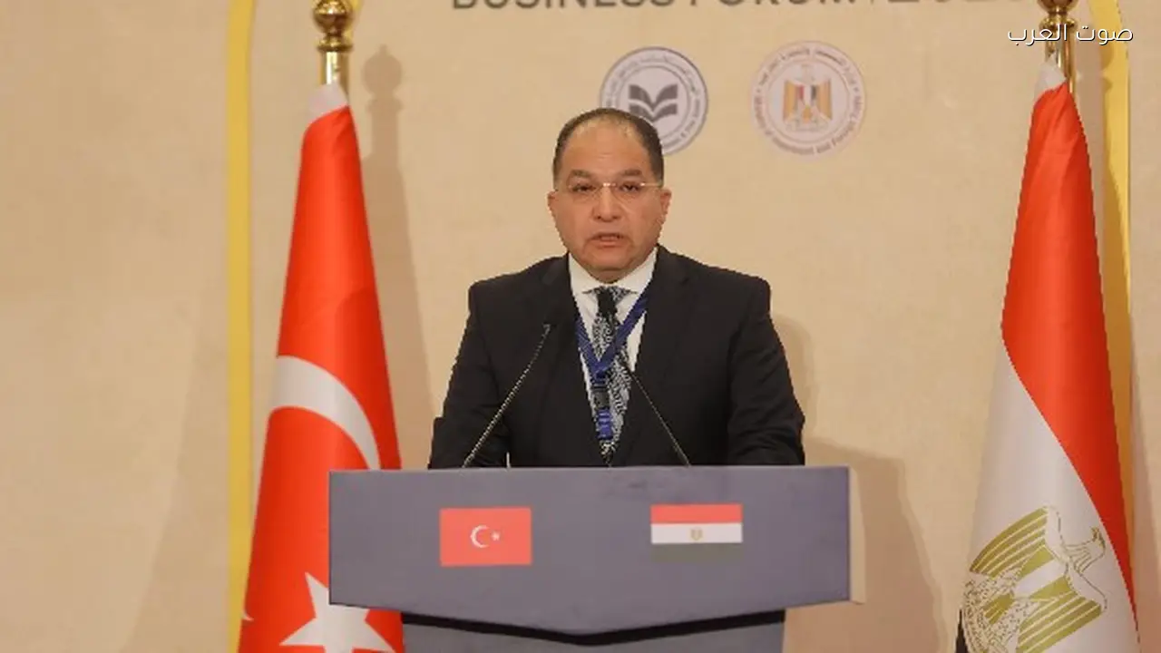 البنية التحتية المصرية تجذب الاستثمارات التركية بحسب عادل اللمعي