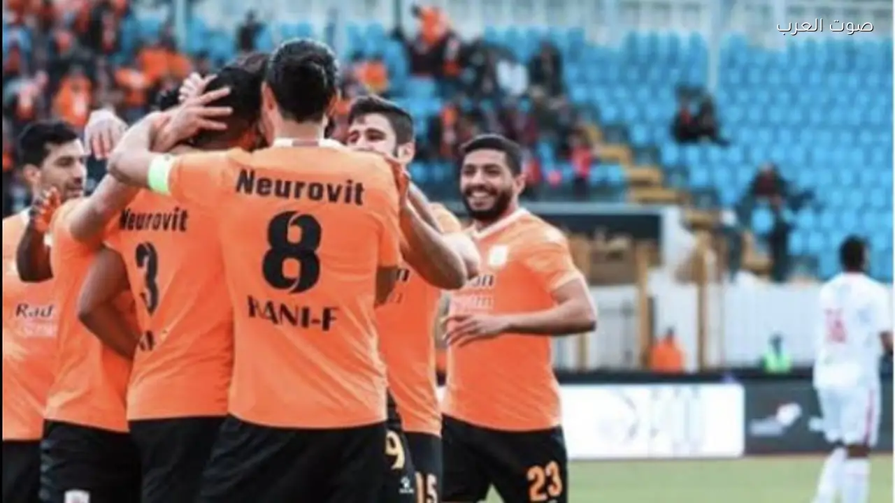 التعادل 1-1 ينهي الشوط الأول بين حرس الحدود وفاركو