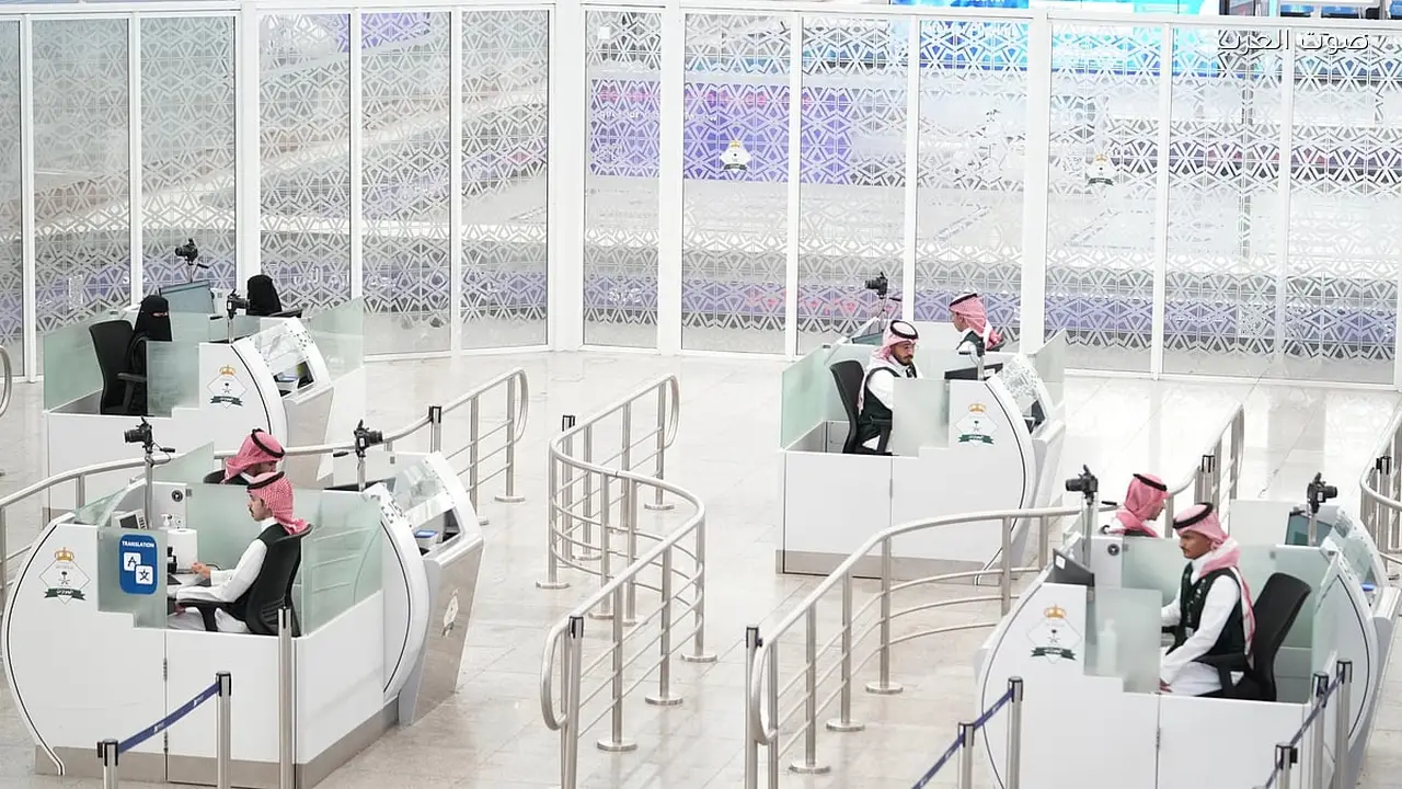 الجوازات تستعد لاستقبال المعتمرين في رمضان 1447