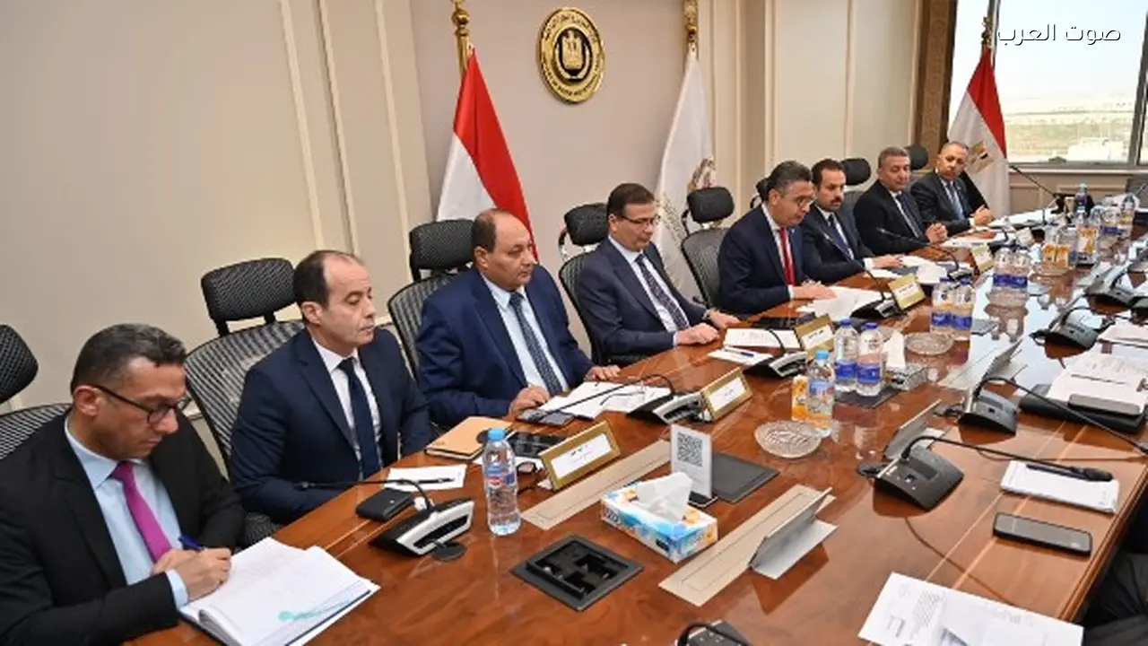 الدولة تتخذ خطوات لتطوير مصانع السكر وزيادة الإنتاج