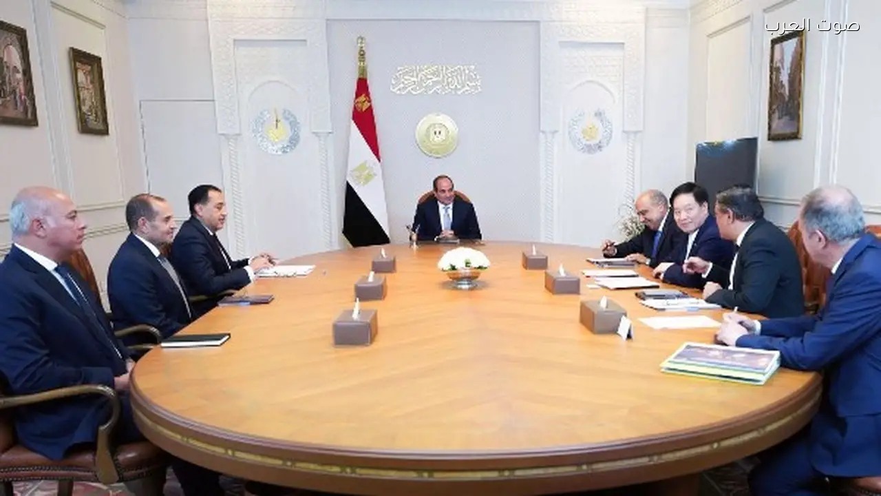 الرئيس السيسي يستقبل رئيس GCL الصينية في القاهرة