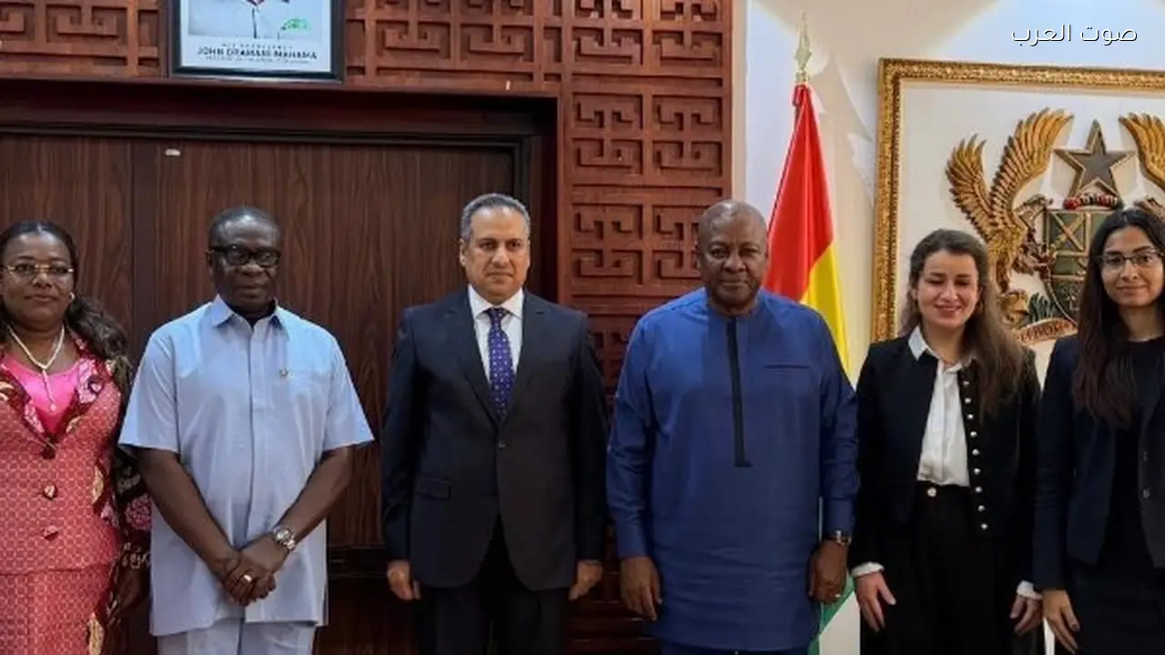 الرئيس السيسي يعيد تفعيل أكرا مع رئيس غانا