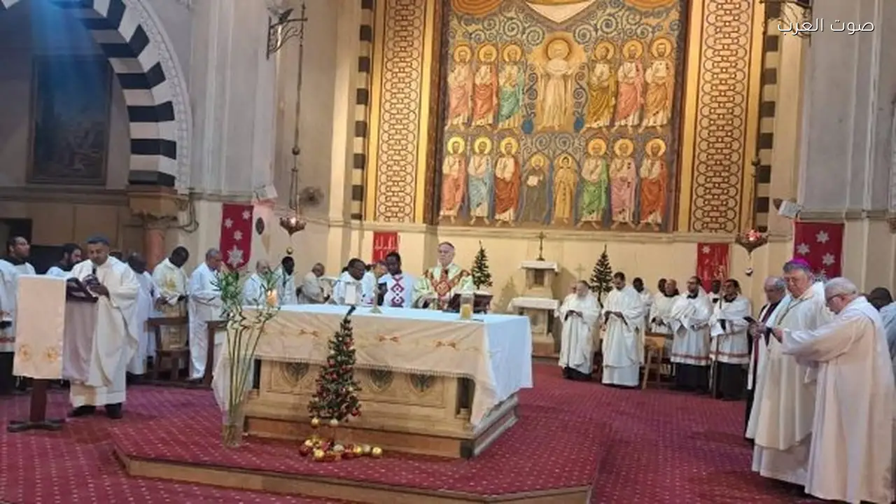 السفير البابوي في مصر يترأس قداس عيد تقدمة الرب بالقاهرة