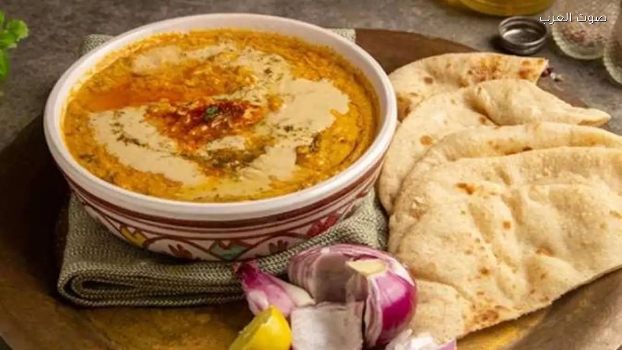 الفول بالزبدة يزين مائدة رمضان بوصفة شرقية سهلة