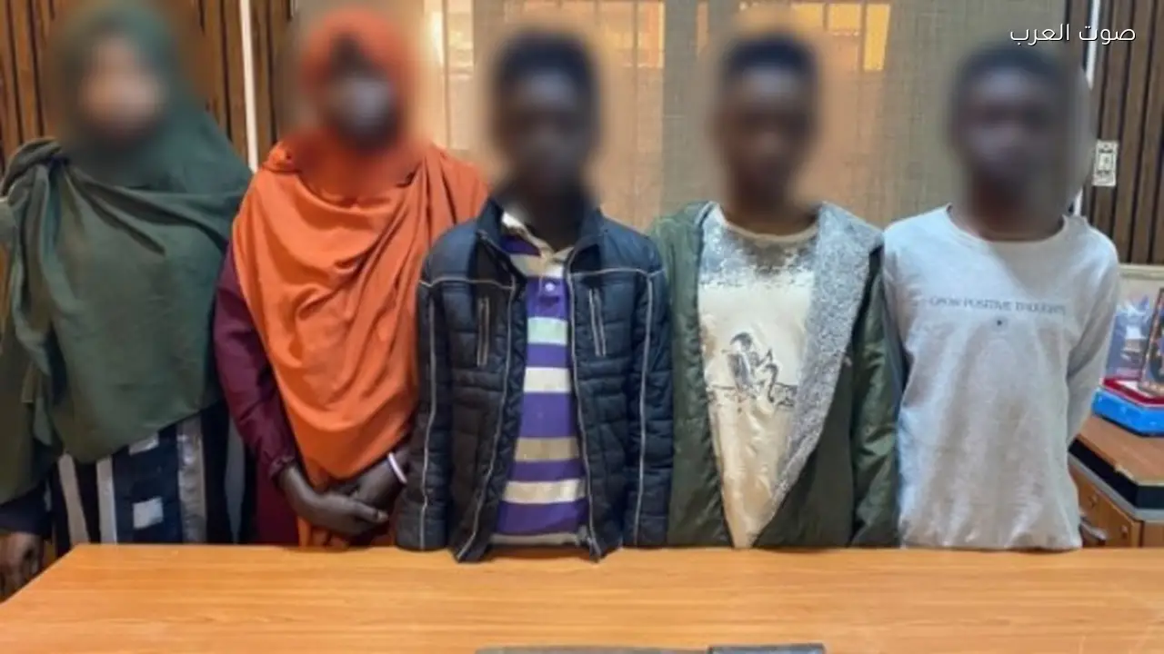 القبض على أجانب اعتدوا على صاحب صالون حلاقة في الجيزة