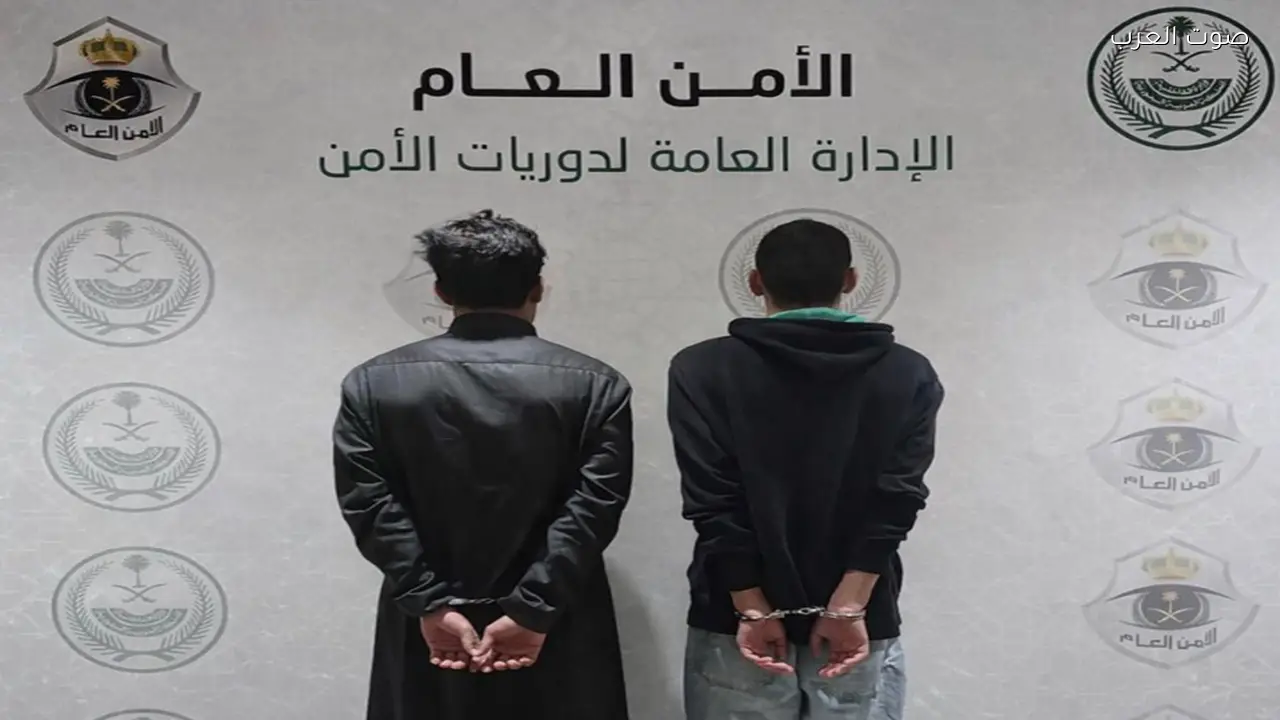 القبض على سائق ومرافقه بسبب عكس السير في الرياض