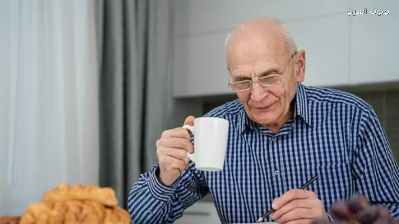 القراءة وتعلم اللغات يخففان خطر ألزهايمر 40% حسب دراسة جديدة