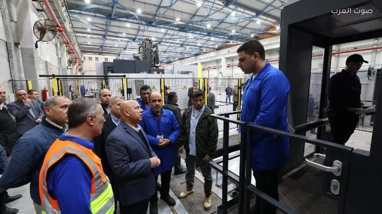 النقل تعلن عن توسيع تصنيع قطع غيار قطارات السكة الحديد