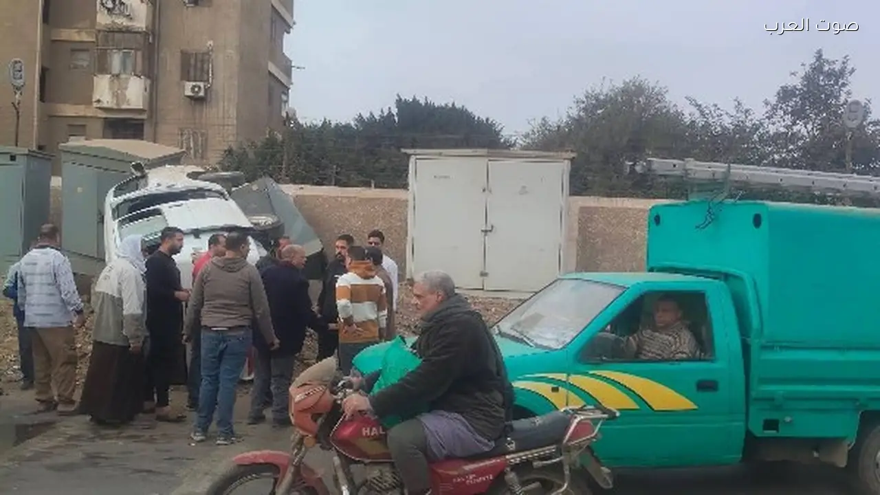 انقلاب سيارة ميكروباص على طريق شبين الكوم دون إصابات