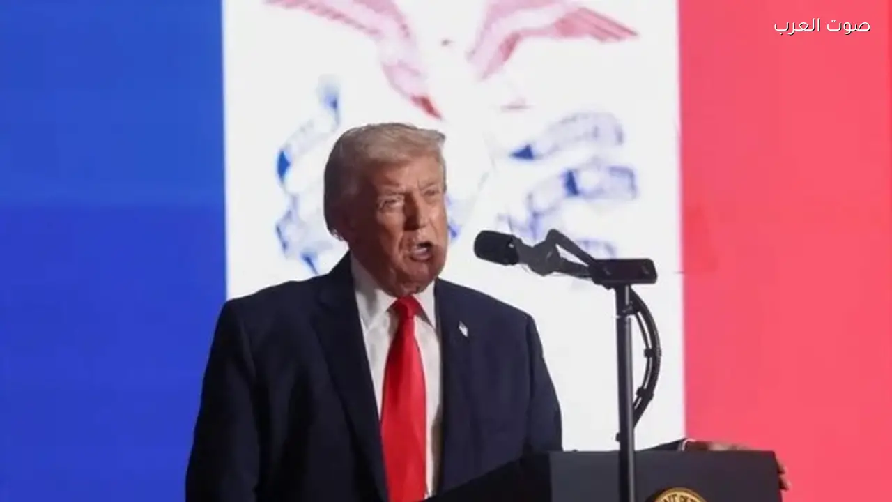 ترامب يهدد إيران ويبحث نفط فنزويلا ويحذر الصين