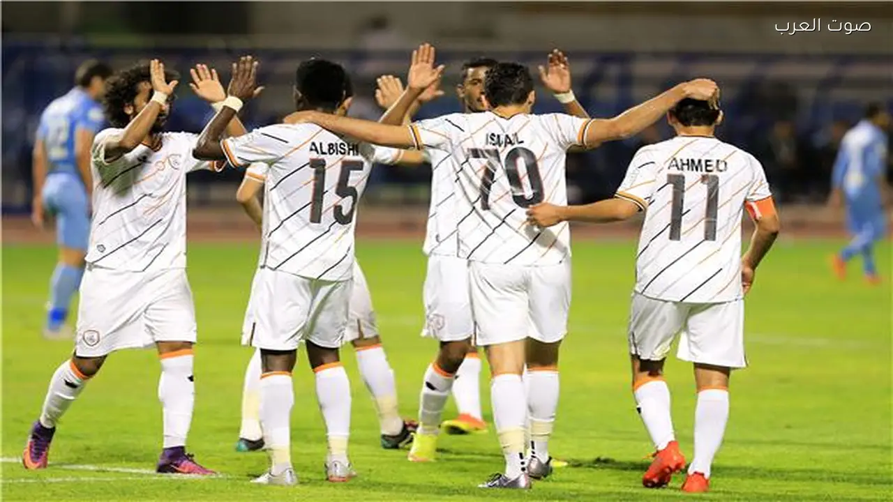 تشكيل فريق الشباب والرياض في الدوري السعودي