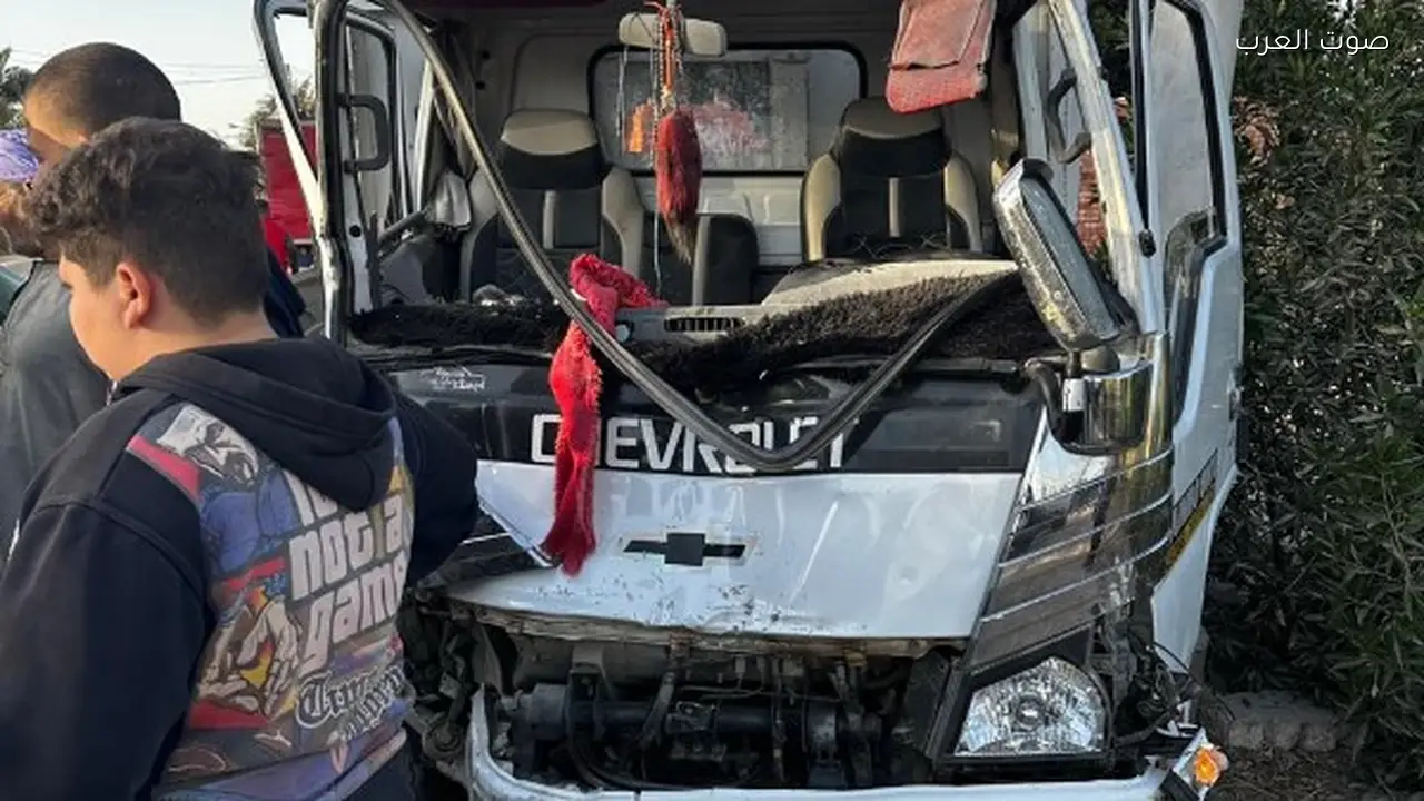 تصادم سيارتي نقل في أسيوط يسفر عن إصابة سائقين