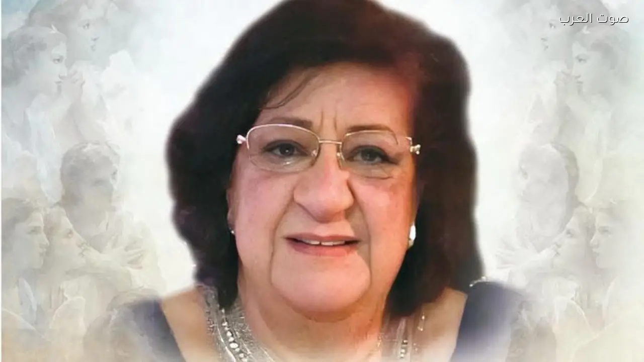 توثيق سيرة والدة هاني رمزي في كتيب جديد