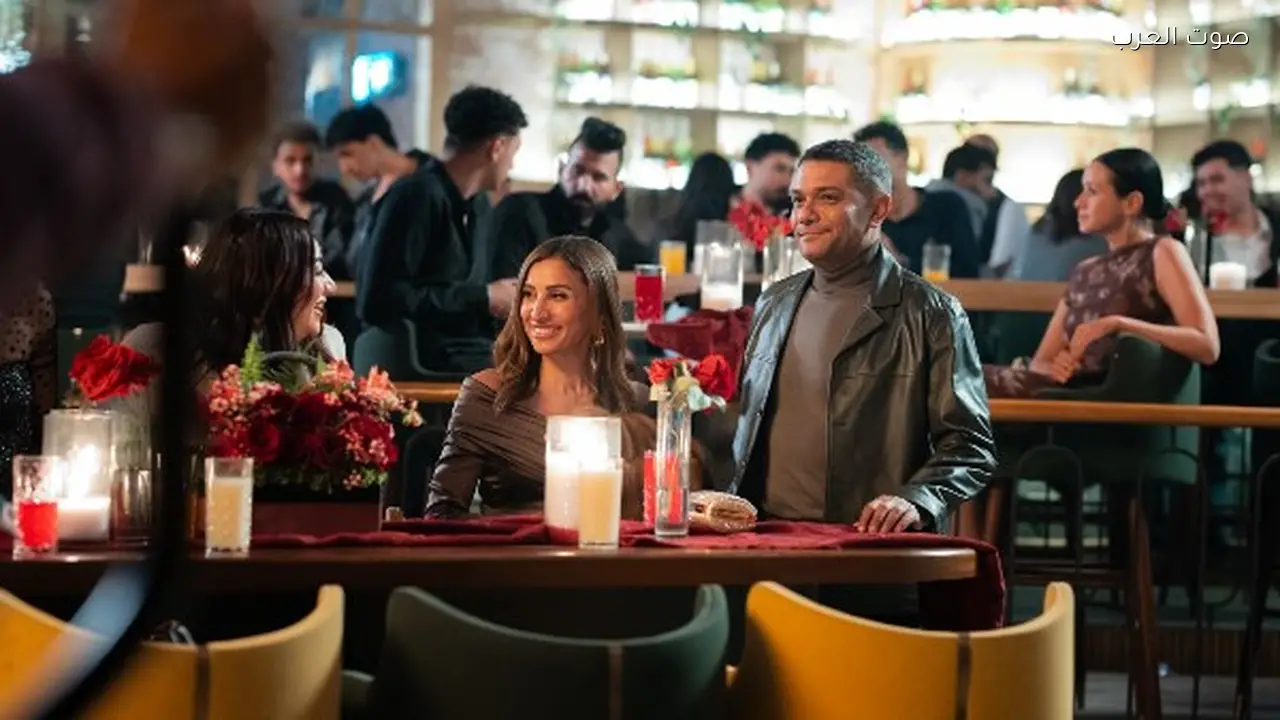 خلاف دينا الشربيني وآسر ياسين حول تتر «اتنين غيرنا»