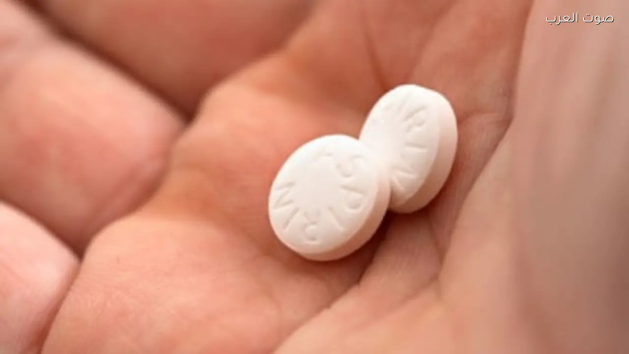 دراسة: الأسبرين لا يمنع سرطان القولون وقد يسبب نزيفًا خطيرًا