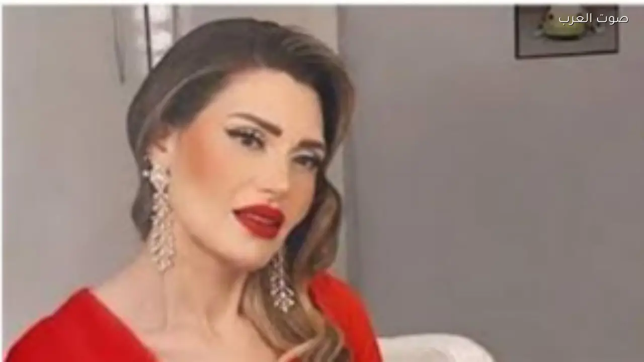 دينا طلعت ترتدي فستانًا بمليون جنيه وتثير الجدل