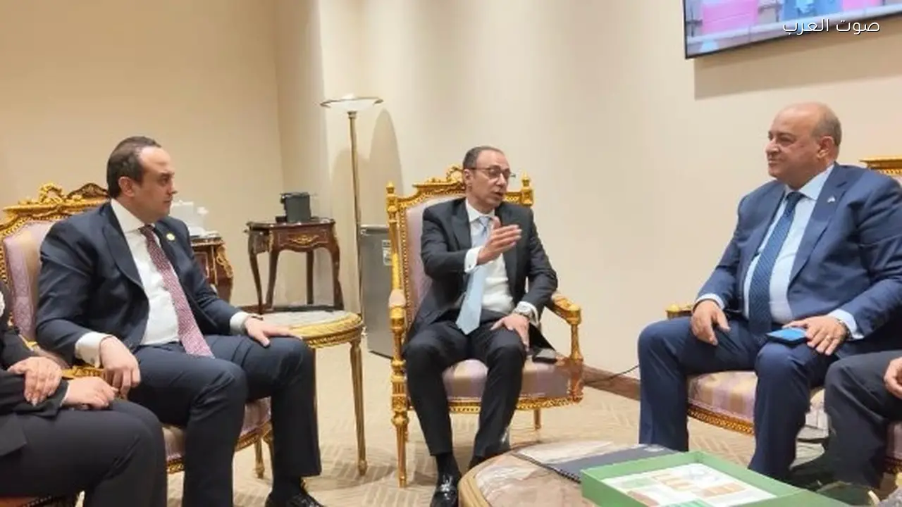 رئيس الرعاية الصحية يناقش مع لجنة الصحة بالنواب تعزيز الرقابة