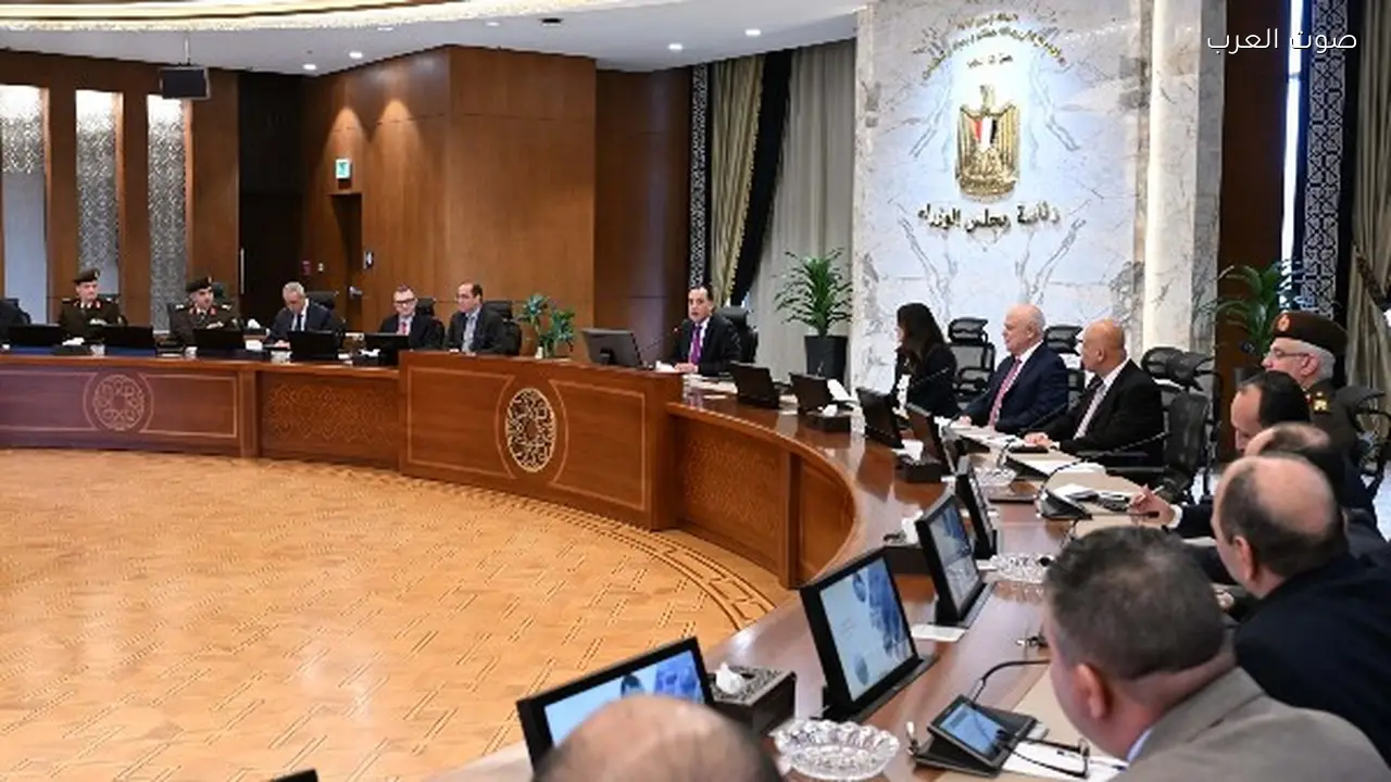 رئيس الوزراء يعلن عن مخصصات مالية لتسريع تنفيذ حياة كريمة