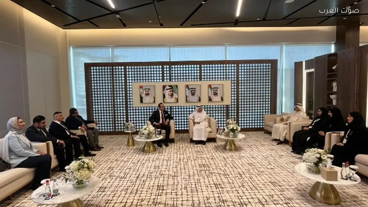 رئيس هيئة الرعاية الصحية يلتقي مسؤولين من هيئة صحة دبي