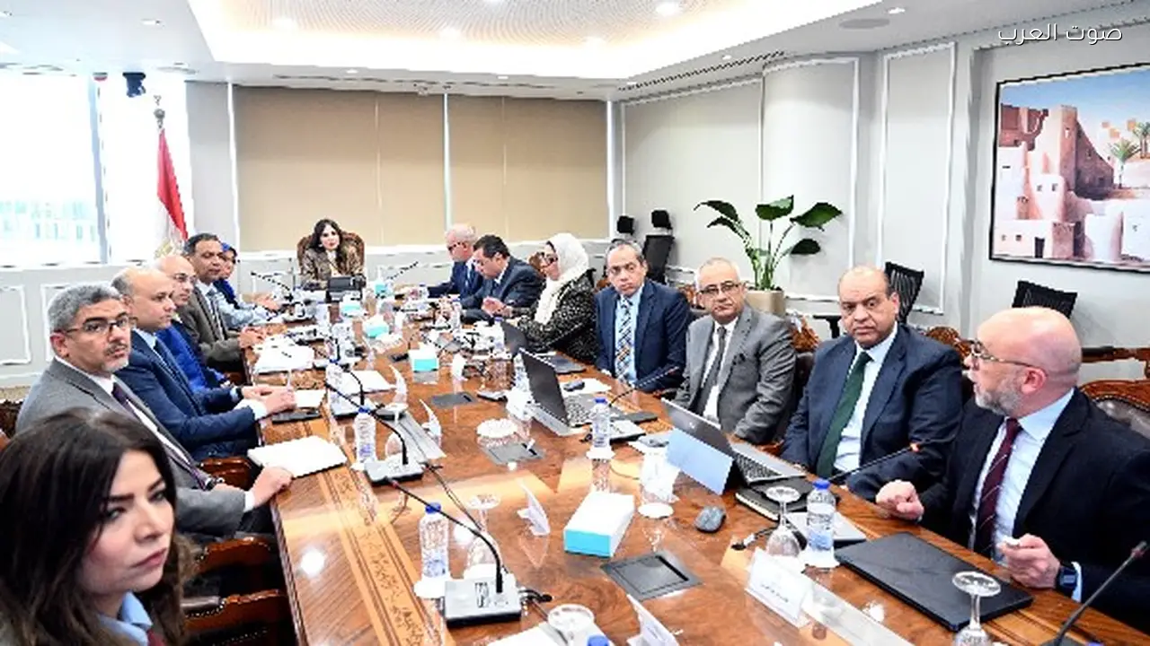 زيادة معدلات تسليم وحدات الإسكان للحاجزين في جميع المشروعات