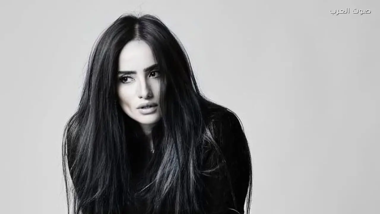 زينة تحصل على شهادة نسب من نقابة الأشراف