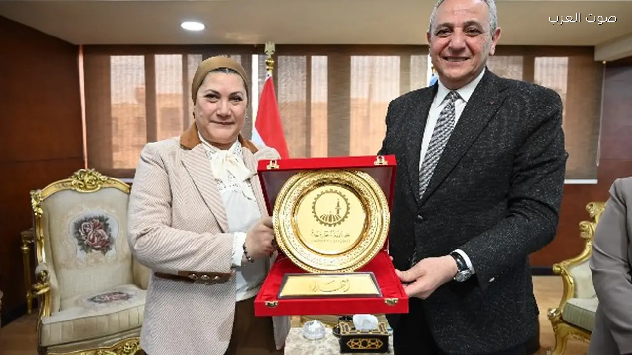سحر السنباطي تبحث مع محافظ الغربية دعم الأطفال وتعزيز التعاون