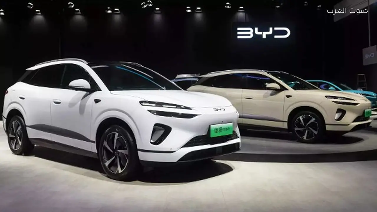 سوق السيارات الكهربائية في الصين يشهد تباطؤًا مفاجئًا وتأثر علامات بارزة