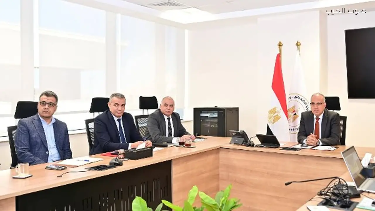 سويلم يراقب نظام المياه في الإسكندرية والبحيرة