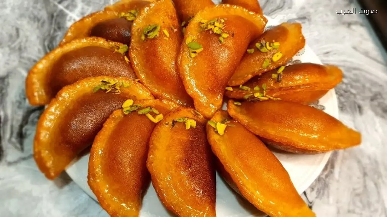 طريقة تحضير القطايف بسهولة في المنزل