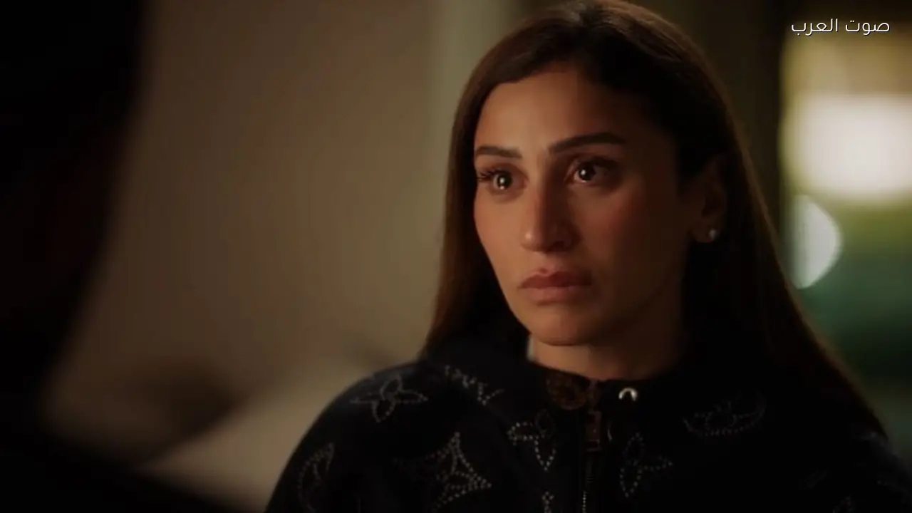 طلاق آسر ياسين ودينا الشربيني يثير جدلاً في مسلسل اتنين غيرنا