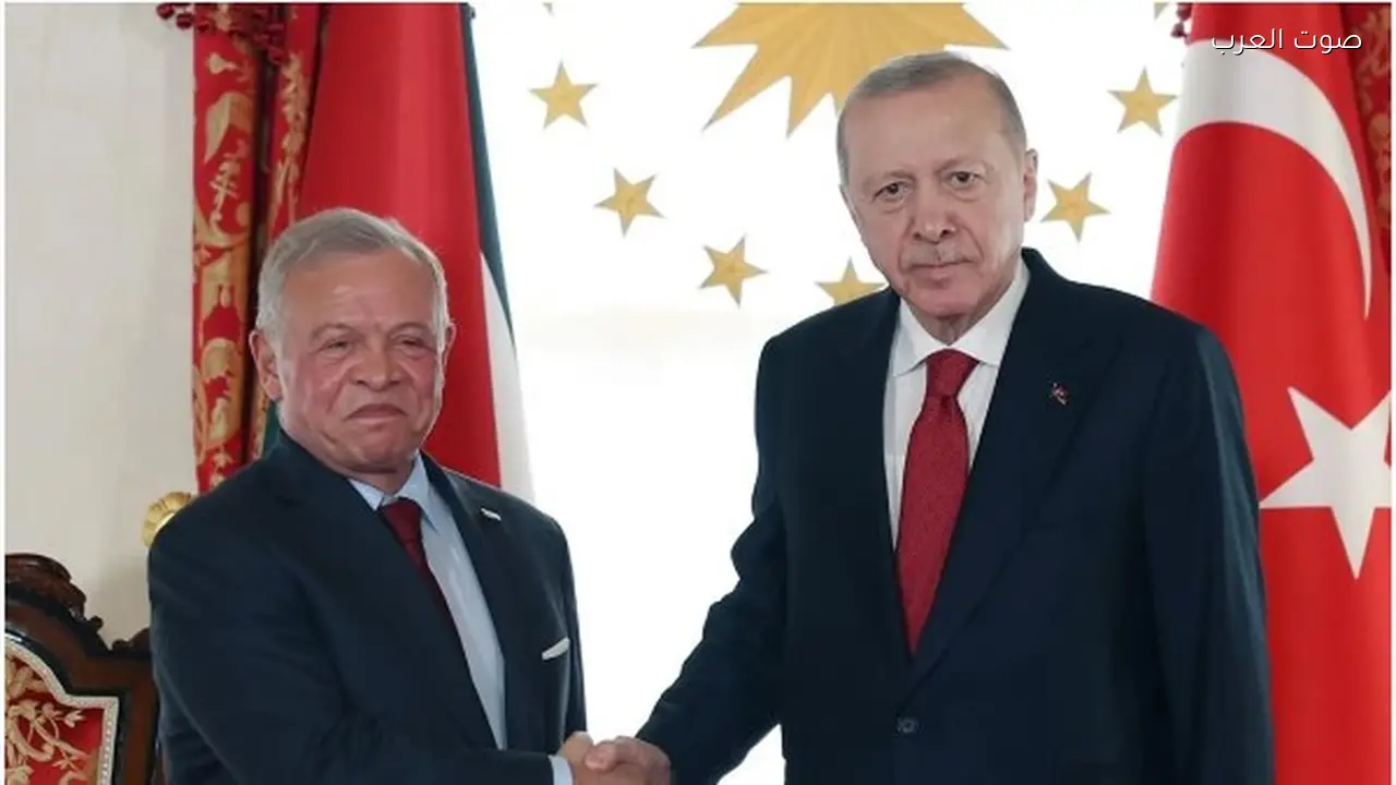 عبد الله الثاني وأردوغان يبحثان تعزيز العلاقات في إسطنبول