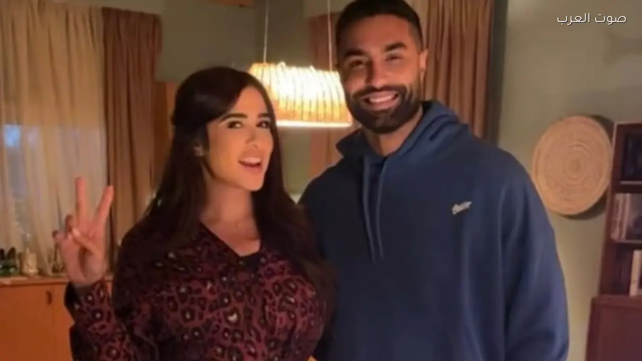 عمرو محمود ياسين يدافع عن ياسمين عبدالعزيز ضد الانتقادات