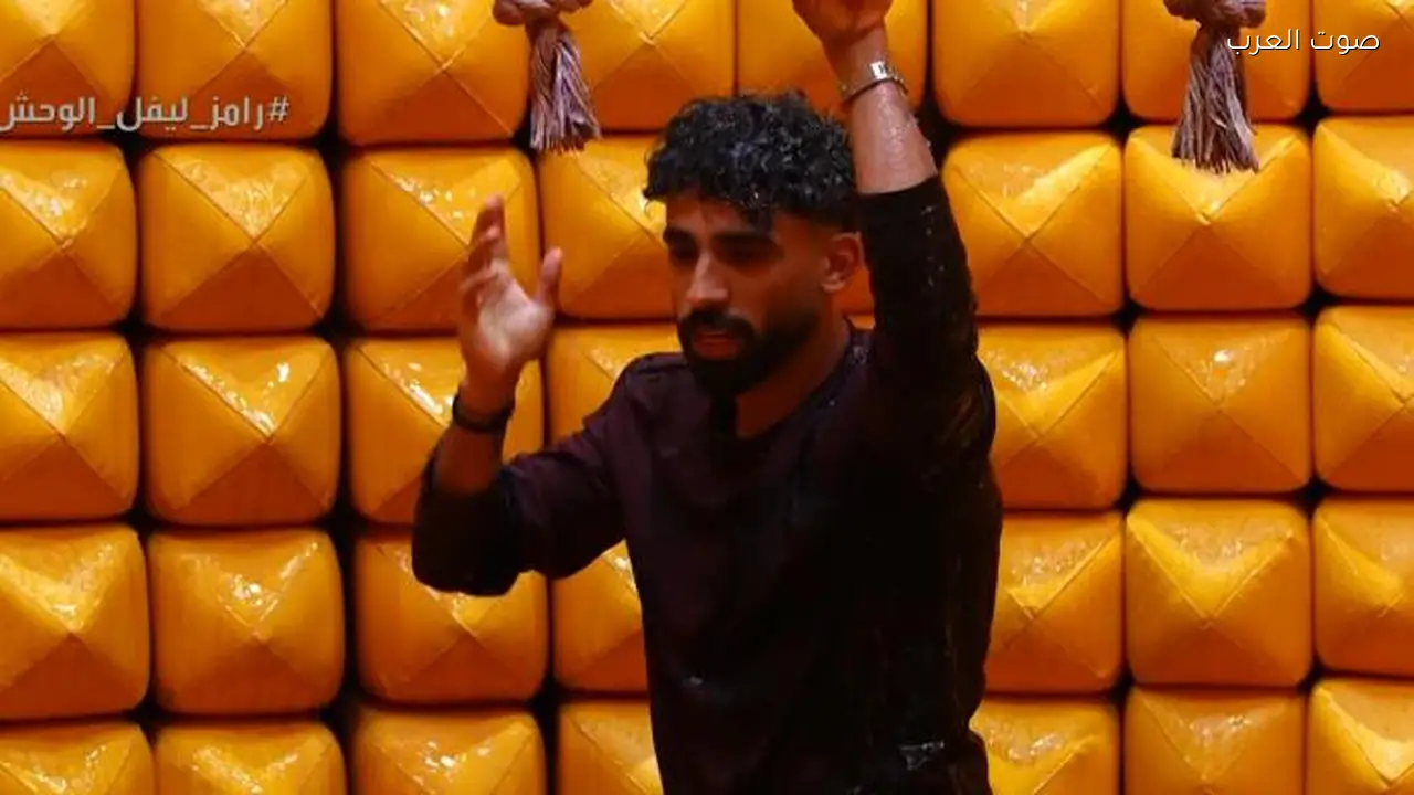 غضب ميسي وكواليس عقده: 6 رسائل من مروان عطية مع رامز جلال