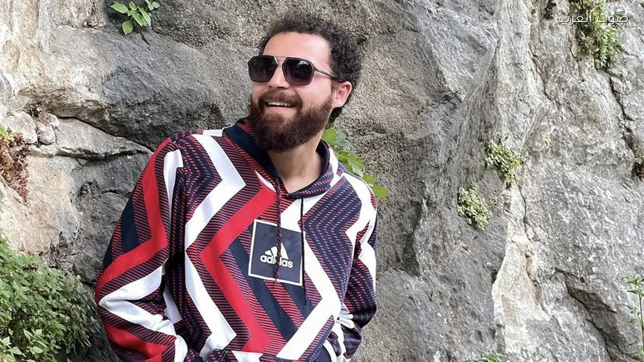 فتاة نمساوية تتهم فريق محمود حجازي بهجوم منظم على تيك توك