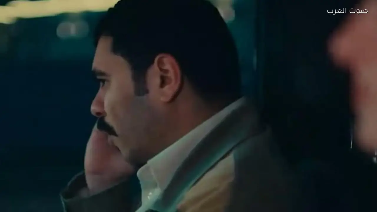 فخر الدلتا الحلقة 8: صراع فخر مع الشباب دفاعًا عن تارا