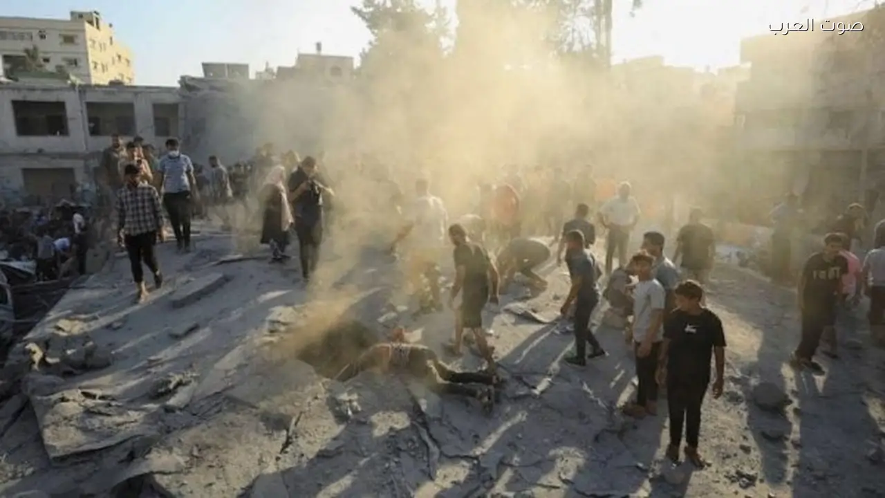 قصف خيمة شرقي دير البلح يسفر عن شهداء ومصابين