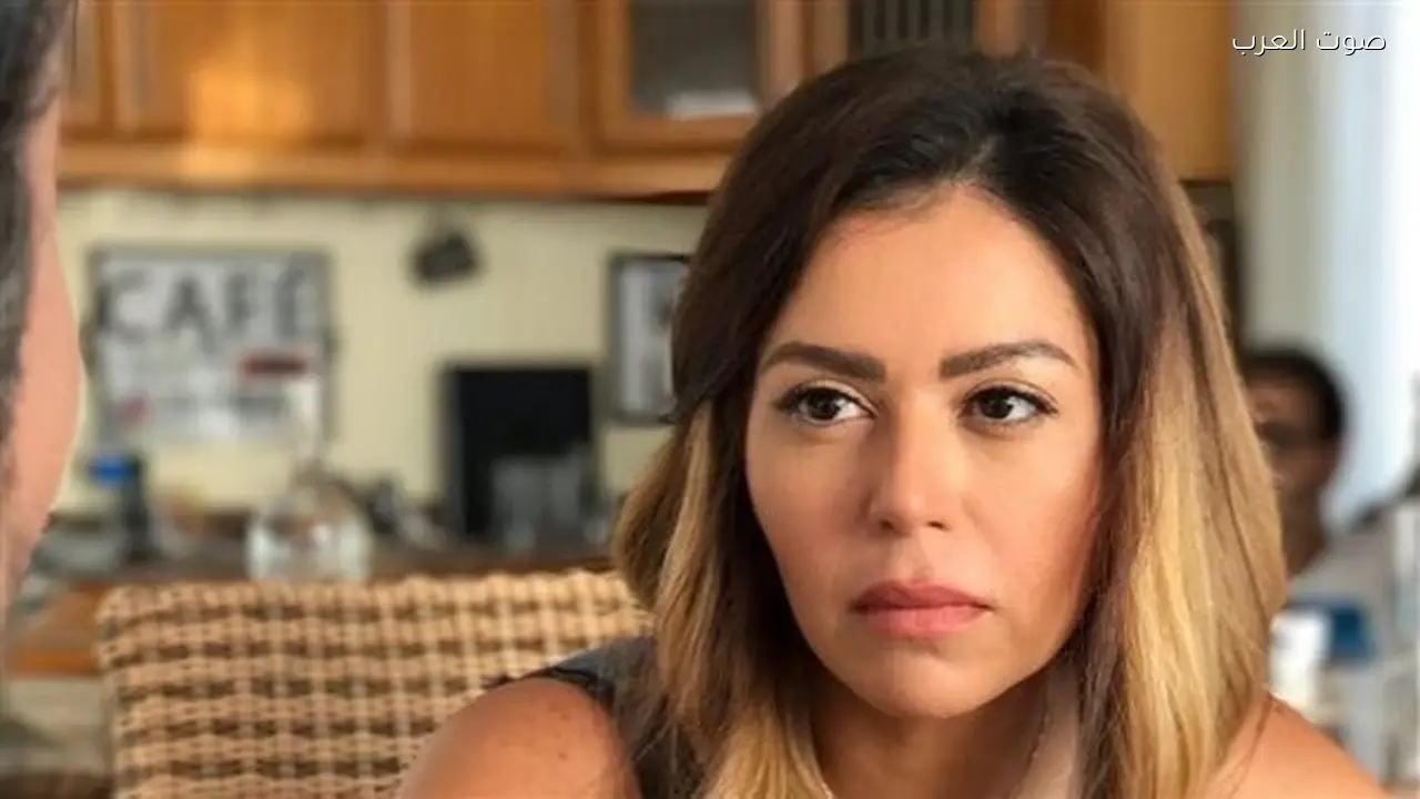 لقاء الخميسي تدعم قرار حنان ترك بترك التمثيل وارتداء الحجاب