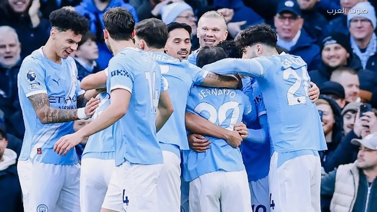 مانشستر سيتي يلتقي توتنهام في قمة الدوري الإنجليزي اليوم