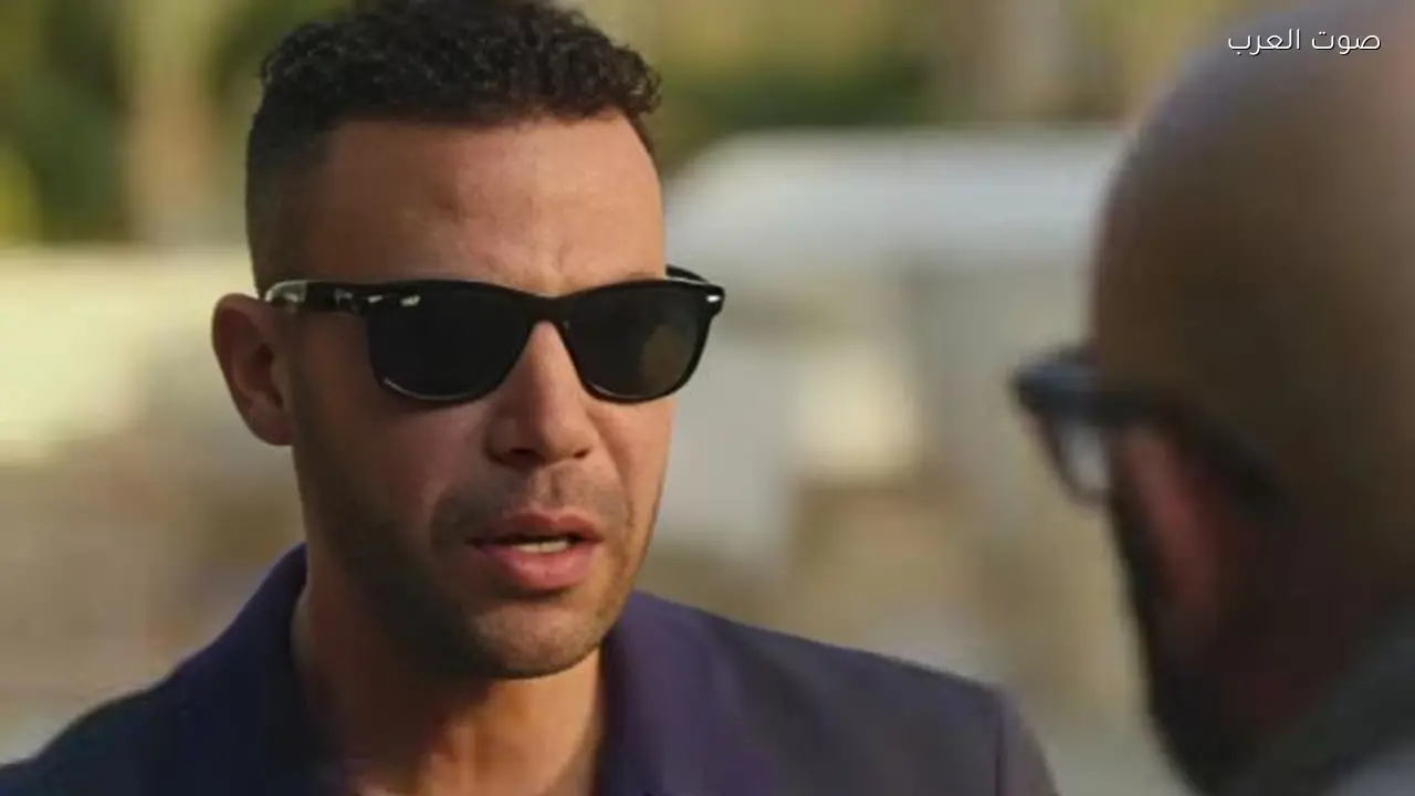 مسلسل الكينج الحلقة 9: محمد إمام يكشف عن سرقة عائدات تجارة السلاح