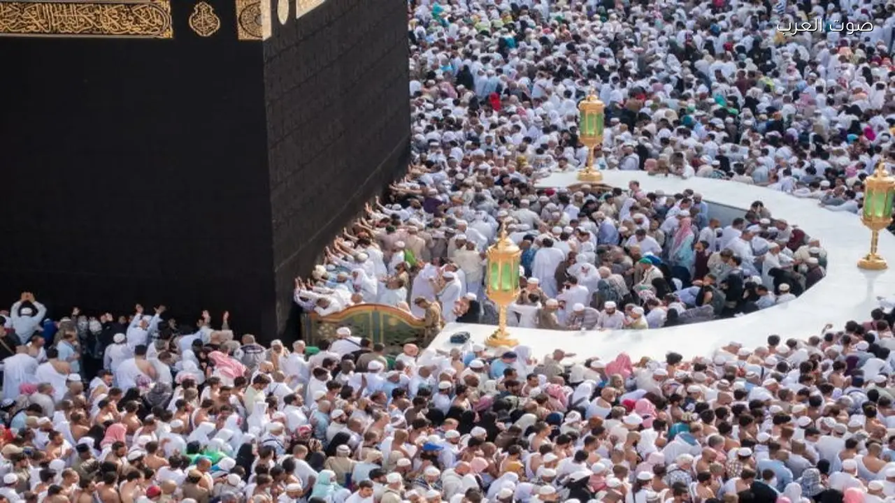 معتمر مصري يثني على خدمات الحرم المكي