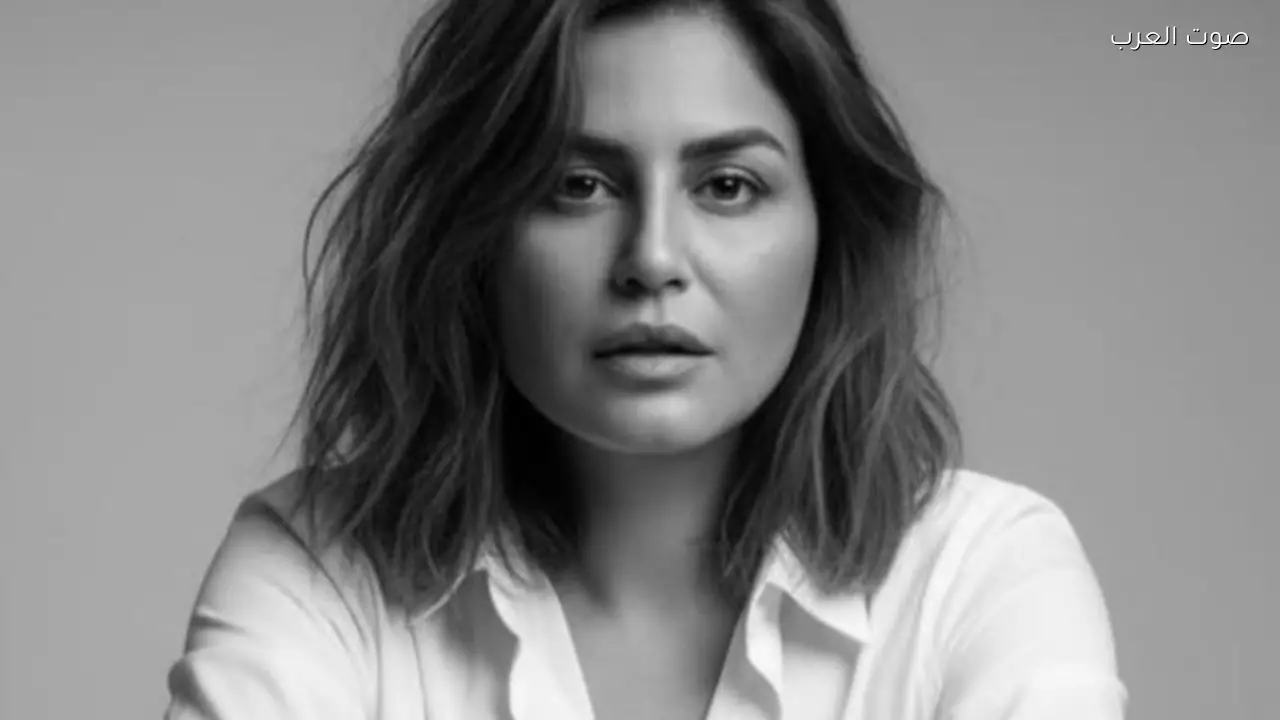 منة فضالي تتألق في أحدث إطلالة بعد أزمة صحية