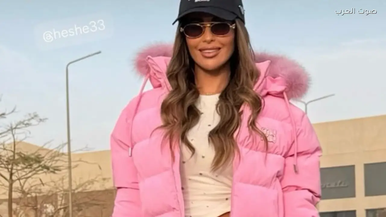 مي سليم تتألق بإطلالة شتوية جديدة