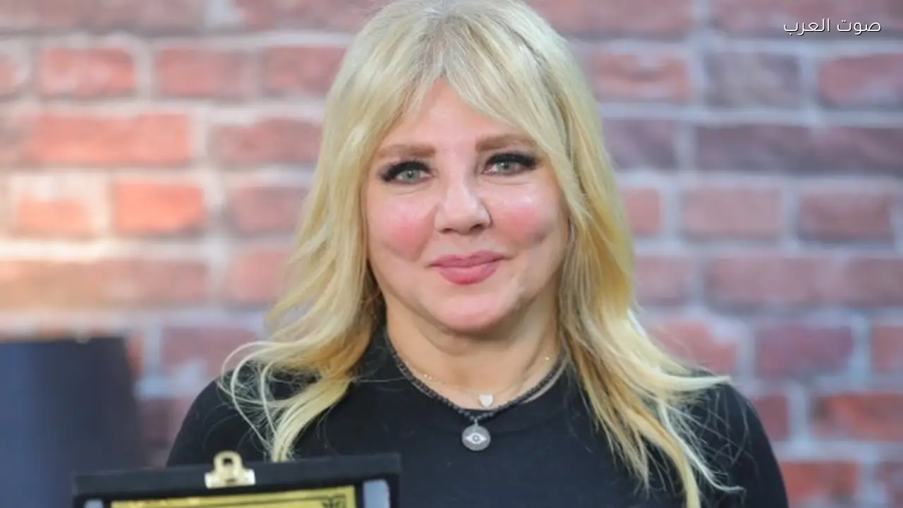 ندى بسيوني: ترفض تقديم البرامج السطحية