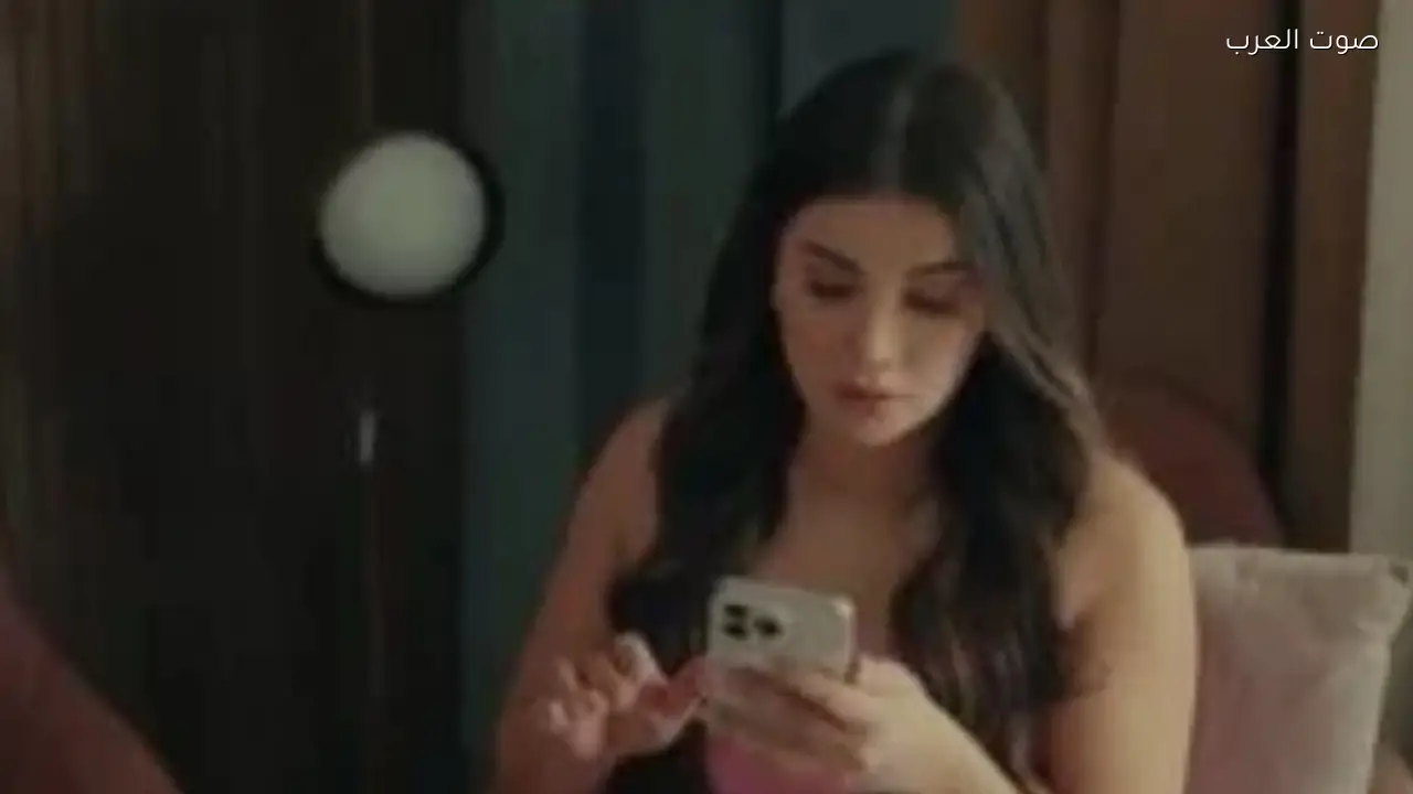 هدى الإتربي تواجه ياسر جلال في الحلقة 8 من مسلسل كلهم بيحبوا مودي